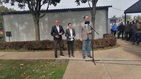 ВУЧИЋ У ШОКУ КАД ЈЕ ЧУО БУДАЛАШТИНУ ОПОЗИЦИОНАРА: Ја организовао напад на Израел?! (ВИДЕО) ВУЧИЋ У ШОКУ КАД ЈЕ ЧУО БУДАЛАШТИНУ ОПОЗИЦИОНАРА: Ја организовао напад на Израел?! (ВИДЕО)