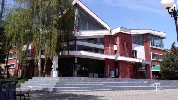 ТРУБАЧИ НА ЛЕТЊОЈ ПОЗОРНИЦИ: Октобарски културни програм „Великани Кучева“ ТРУБАЧИ НА ЛЕТЊОЈ ПОЗОРНИЦИ: Октобарски културни програм „Великани Кучева“