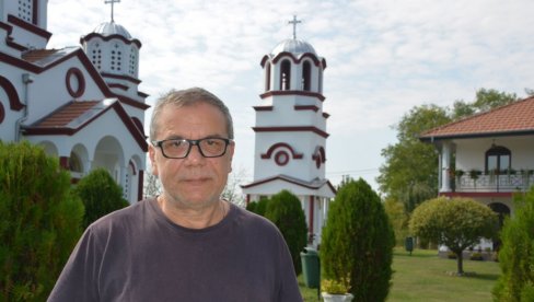 NA SKELI OD 11 METARA DOŽIVEO ZEMLJOTRES: Kako je oslikana jedna crkva kod Kruševca (VIDEO)