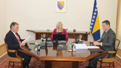ŽELJKA VETOM BRANI SRPSKU: Predsedvajuća i srpski član PBiH preglasana od dva člana