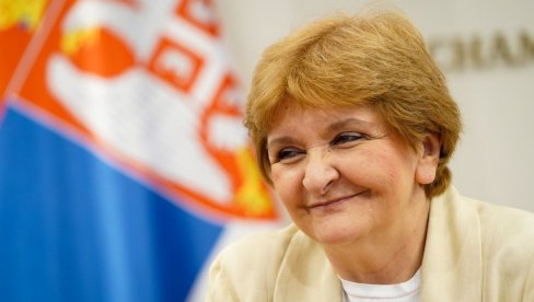 IMATE POVERENJE ČITALACA: Danica Grujičić, ministar zdravlja Srbije, čestitala Novostima 70. rođendan IMATE POVERENJE ČITALACA: Danica Grujičić, ministar zdravlja Srbije, čestitala Novostima 70. rođendan