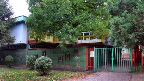 DVOJE DECE POBEGLO IZ VRTIĆA ZA NEDELJU DANA: Haos u Smederevu, jedan begunac star samo dve godine DVOJE DECE POBEGLO IZ VRTIĆA ZA NEDELJU DANA: Haos u Smederevu, jedan begunac star samo dve godine