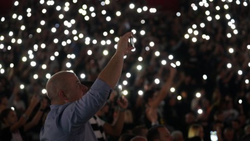 NAJPOTRESNIJA SCENA U ARENI: Na utakmici Partizan - Mega ovako izgleda mesto za Dejana Milojevića (FOTO)