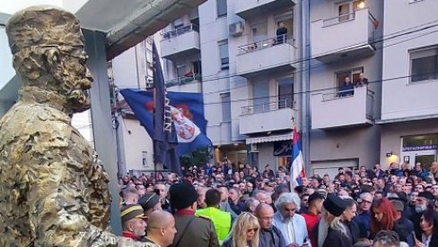 ДРУГОСРБИЈАНЦИ УСТАЛИ ПРОТИВ ОБЕЛЕЖЈА ДРАЖИ: На критике због споменика историчари одговарају - Михаиловић је признат лидер покрета отпора ДРУГОСРБИЈАНЦИ УСТАЛИ ПРОТИВ ОБЕЛЕЖЈА ДРАЖИ: На критике због споменика историчари одговарају - Михаиловић је признат лидер покрета отпора