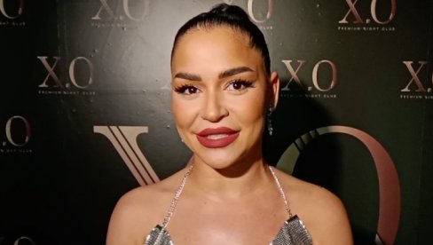 ALEKSANDRA MLADENOVIĆ: Popularnost me nije promenila, a na nastupima mi traže nove pesme (FOTO/VIDEO) ALEKSANDRA MLADENOVIĆ: Popularnost me nije promenila, a na nastupima mi traže nove pesme (FOTO/VIDEO)