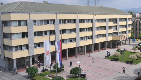 SLUŽBENICIMA PO 50.000: Solidarna pomoć za zaposlene u Gradskoj upravi u Kraljevu