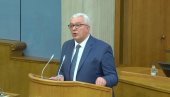ТОТАЛНИ ХАОС У ЦРНОЈ ГОРИ: Мандић не може да води седницу збо тешке ситуације, Спајић и Милатовић побегли у Беч