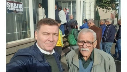 SRAMNO PONAŠANJE ĐILASOVE OPOZICIJE NEMA GRANICA: Zelenović novom objavom potvrdio da stoje iza prljave kampanje protiv Vučića (FOTO) SRAMNO PONAŠANJE ĐILASOVE OPOZICIJE NEMA GRANICA: Zelenović novom objavom potvrdio da stoje iza prljave kampanje protiv Vučića (FOTO)