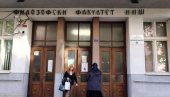 PRSLA DEKANKA JOVANOVIĆ: Studentkinja iz Niša za Novosti o odluci Filozofskog fakulteta da počne sa radom (FOTO/VIDEO)