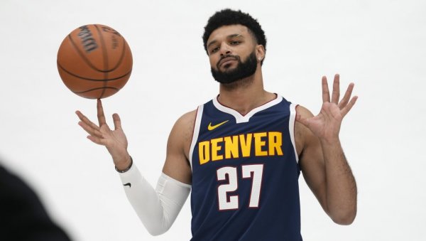 ПРОНАШАО ЈЕ РИТАМ: Канађанин убацује 25 поена у просеку