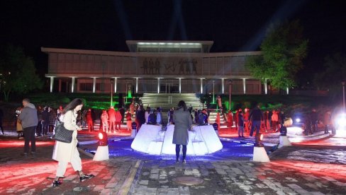 OBNOVA 2.0 POVODOM ZAVRŠETKA RADOVA: Multimedijalni događaj povodom kraja obnove Muzeja 25. maj (FOTO) OBNOVA 2.0 POVODOM ZAVRŠETKA RADOVA: Multimedijalni događaj povodom kraja obnove Muzeja 25. maj (FOTO)