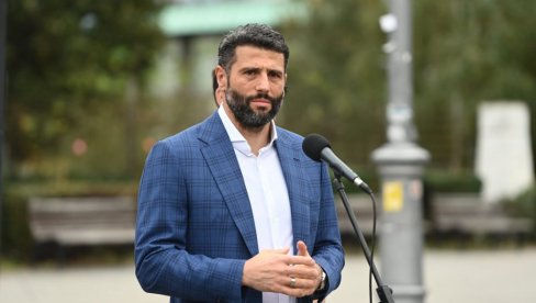 ДВА ВАЖНА ПРОЈЕКТА Шапић: Cве спремно за уређење платоа Храма Светог Саве и изградњу гараже у Скерлићевој ДВА ВАЖНА ПРОЈЕКТА Шапић: Cве спремно за уређење платоа Храма Светог Саве и изградњу гараже у Скерлићевој