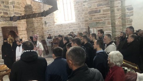 ZAHVALNOST KRALJU MILUTINU: U manastirima Gračanica i Banjska služene liturgije