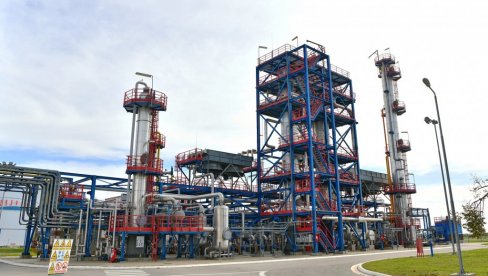 ШЕЗДЕСЕТ ГОДИНА РАФИНЕРИЈЕ ГАСА У ЕЛЕМИРУ: Од погона за припрему и транспорт гаса до савременог Аминског постројења ШЕЗДЕСЕТ ГОДИНА РАФИНЕРИЈЕ ГАСА У ЕЛЕМИРУ: Од погона за припрему и транспорт гаса до савременог Аминског постројења