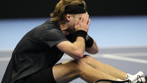 RUSKA OSVETA: Danil Medvedev i Andrej Rubljov - priča za sebe na Završnom mastersu u Torinu RUSKA OSVETA: Danil Medvedev i Andrej Rubljov - priča za sebe na Završnom mastersu u Torinu