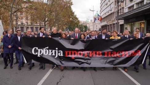 ĐILASU PROPADA NOVAC UKOLIKO ODBIJU MANDATE: Prozapadna opozicija u dilemi da li da ulazi u novi saziv Narodne skupštine ĐILASU PROPADA NOVAC UKOLIKO ODBIJU MANDATE: Prozapadna opozicija u dilemi da li da ulazi u novi saziv Narodne skupštine