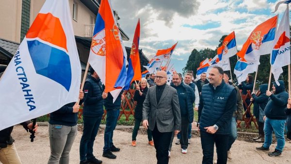 ВУЧЕВИЋ У ЗРЕЊАНИНУ: Ветар дува у Банату, тако ћемо и ми 17. децембра да ”одувамо”политичку конкуренцију