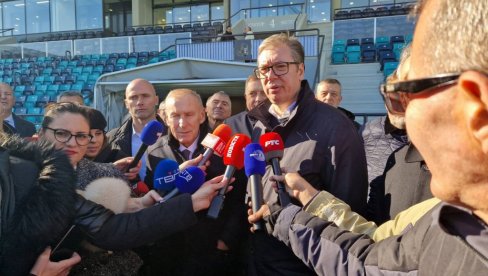 VUČIĆ NA PITANJE NOVOSTI: Zahvalni smo Čeferinu, mnogo pomaže razvoju fudbala ovde VUČIĆ NA PITANJE NOVOSTI: Zahvalni smo Čeferinu, mnogo pomaže razvoju fudbala ovde