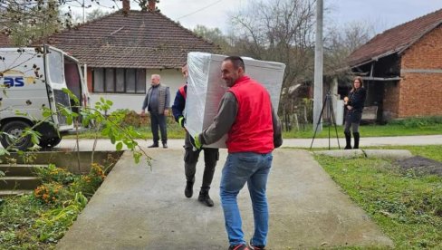 DONACIJA BELE TEHNIKE: Pomoć Vrnjčanima koji su pretrpeli štetu u ovogodišnjim poplavama (FOTO)