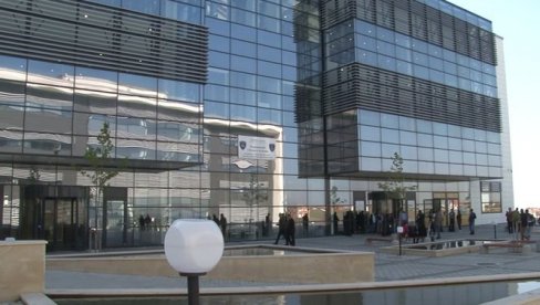 U OSNOVNOM SUDU U PRIŠTINI: Počelo prvo suđenjeČ.A. u odsustvu U OSNOVNOM SUDU U PRIŠTINI: Počelo prvo suđenjeČ.A. u odsustvu