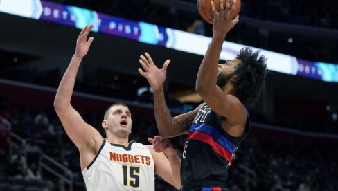 AMERI, DA LI VAS JE BAR MALO SRAMOTA? Ovo što rade Jokiću nisu nijednom MVP-ju (VIDEO) AMERI, DA LI VAS JE BAR MALO SRAMOTA? Ovo što rade Jokiću nisu nijednom MVP-ju (VIDEO)