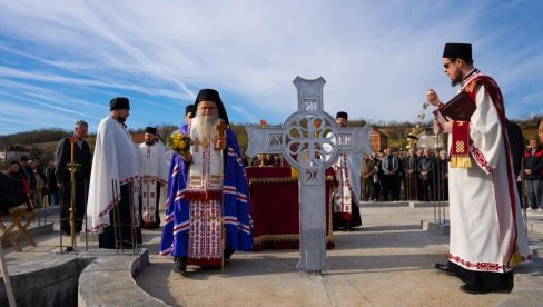 BLIŽI SE NAJVEĆA SLAVA KOD SRBA: U ovom mestu počeli su da grade hram posvećen zaštitniku putnika (FOTO)