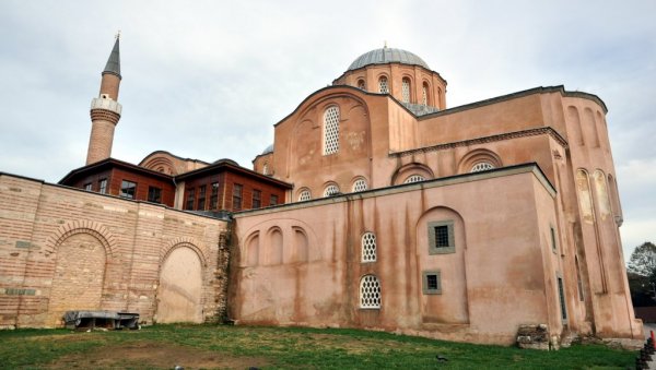 ПАЛАТА ГДЕ ЈЕ НАСТАО НАЈСТАРИЈИ ЗАПИС О СРБИМА И МАНАСТИР-ЗАТВОР ЗА СТЕФАНА ДЕЧАНСКОГ:  Зидине Константинопоља крију тајне српске историје