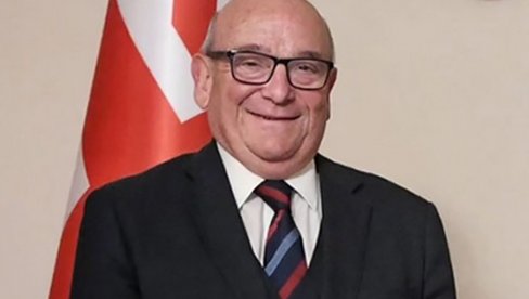 PIČ TRAGOM KAMERONA I KERNSOVE: Novo brutalno mešanje zvaničnog Londona u unutrašnje stvari naše države PIČ TRAGOM KAMERONA I KERNSOVE: Novo brutalno mešanje zvaničnog Londona u unutrašnje stvari naše države