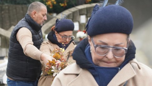 PRAZNINA NE JENJAVA Bolne reči Bekutinog sina: Grlim uspomene i nosim te sa sobom (FOTO)