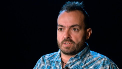 ИКОНЕ НА ЗИДОВИМА, МИР И СПОКОЈ: Завирите у породични дом Ненада Окановића (ФОТО) ИКОНЕ НА ЗИДОВИМА, МИР И СПОКОЈ: Завирите у породични дом Ненада Окановића (ФОТО)