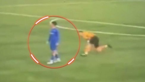 OVO JE ZA ZATVOR! Fudbarler namerno KRVNIČKI povredio rivala - nisu čak ni bili u duelu (VIDEO) OVO JE ZA ZATVOR! Fudbarler namerno KRVNIČKI povredio rivala - nisu čak ni bili u duelu (VIDEO)