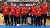 ŠEST MEDALJA NA MEĐUNARODNOM TURNIRU U TEMIŠVARU: Sjajan rezultat mladih rvača Proletera iz Zrenjanina (FOTO)