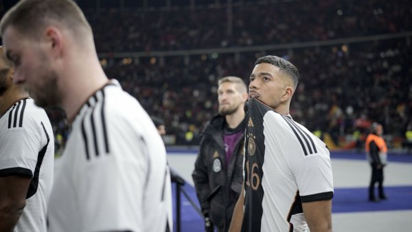 ВЕЛИКА ФРКА У НЕМАЧКОЈ: Организују ЕУРО 2024 а распадају се ВЕЛИКА ФРКА У НЕМАЧКОЈ: Организују ЕУРО 2024 а распадају се