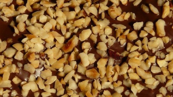 ПОГЛЕДАЈТЕ – СРУШЕН РЕКОРД: Направљен колач тежак 720 килограма (ВИДЕО)