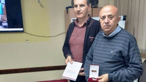 U CRVENOM KRSTU ANGAŽOVAN 47 GODINA: Paraćincu Slobodanu Đorđeviću medalja CK