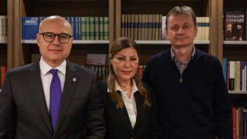 ДОКТОРКА КОЈА СТВАРА ЖИВОТ Зорица Црногорац нови члан Српске напредне странке (ФОТО) ДОКТОРКА КОЈА СТВАРА ЖИВОТ Зорица Црногорац нови члан Српске напредне странке (ФОТО)