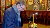 PREDSEDNIK VUČIĆ POSETIO MANASTIR ĐUNIS: Ponosan sam na našu tradiciju i veru (FOTO) PREDSEDNIK VUČIĆ POSETIO MANASTIR ĐUNIS: Ponosan sam na našu tradiciju i veru (FOTO)