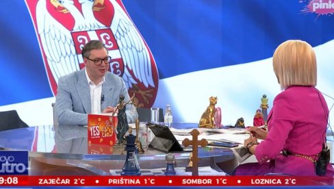 ВУЧИЋ О КАМПАЊИ: Тешко је да одговорите на дневне оптужбе о вашој породици ВУЧИЋ О КАМПАЊИ: Тешко је да одговорите на дневне оптужбе о вашој породици