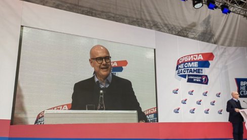 VUČEVIĆ PORUČIO VRANJANCIMA: Na izborima odlučujemo daljoj sudbini države VUČEVIĆ PORUČIO VRANJANCIMA: Na izborima odlučujemo daljoj sudbini države