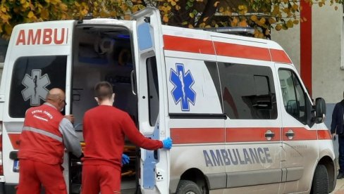 TEŠKA SAOBRAĆAJKA U ČAČKU: Oborena dva vozača motora
