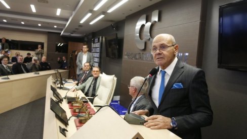 NAJZASLUŽNIJI NAGRAĐENI: Ceci verifikovan status umetnika, Sneki dobila najveće esnafsko priznanje (FOTO/VIDEO) NAJZASLUŽNIJI NAGRAĐENI: Ceci verifikovan status umetnika, Sneki dobila najveće esnafsko priznanje (FOTO/VIDEO)