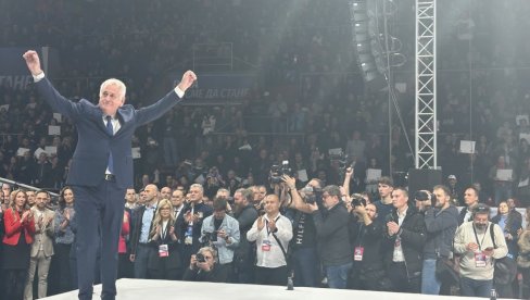 AKO OPOZICIJA POBEDI SVE ĆE STATI: Nikolić – Bilo bi kao na slici Uroša Predića - Vesela braća, žalosna nam majka Srbija AKO OPOZICIJA POBEDI SVE ĆE STATI: Nikolić – Bilo bi kao na slici Uroša Predića - Vesela braća, žalosna nam majka Srbija