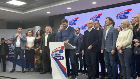 OPET SMO POBEDILI! Šapić - Naša vrata su otvorena i spremni smo da razgovaramo o novoj gradskoj vlasti OPET SMO POBEDILI! Šapić - Naša vrata su otvorena i spremni smo da razgovaramo o novoj gradskoj vlasti