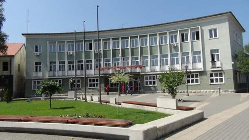 НОВА ПАРКИНГ МЕСТА: Проширена пожешка „плава зона“