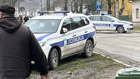 TUKAO STARCA I RADNICU U TRAFICI: Policija uhapsila Zrenjaninca, određen mu pritvor do 30 dana