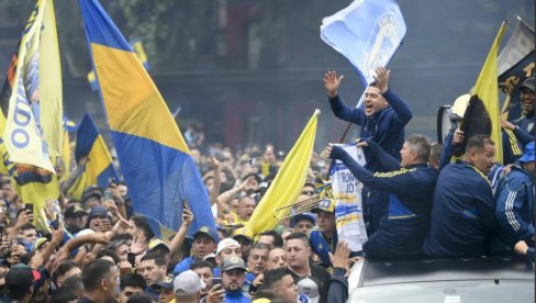 ON JE ZA NJIH VEĆI I OD MARADONE! Nezapamćena euforija u Argentini (VIDEO) ON JE ZA NJIH VEĆI I OD MARADONE! Nezapamćena euforija u Argentini (VIDEO)