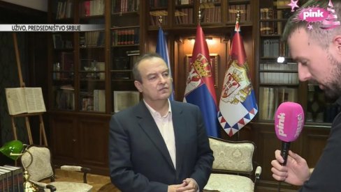 DAČIĆ NAKON SAVETA ZA NACIONALNU BEZBEDNOST: Razmenjene su informacije o uticaju stranih faktora što je očigledno DAČIĆ NAKON SAVETA ZA NACIONALNU BEZBEDNOST: Razmenjene su informacije o uticaju stranih faktora što je očigledno