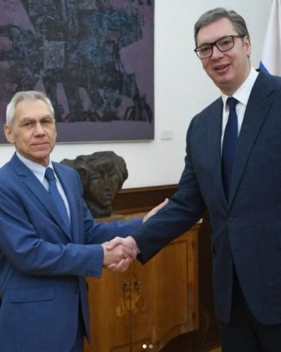 САСТАНАК ЗАКАЗАН ЗА 11 САТИ: Вучић сутра са Боцан-Харченком