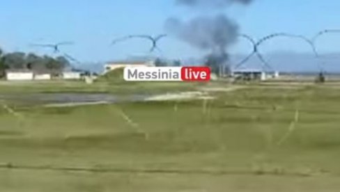 PRVI SNIMAK NAKON PADA AVIONA U GRČKOJ: Crni dim izdiže se iznad mesta nesreće (VIDEO) PRVI SNIMAK NAKON PADA AVIONA U GRČKOJ: Crni dim izdiže se iznad mesta nesreće (VIDEO)