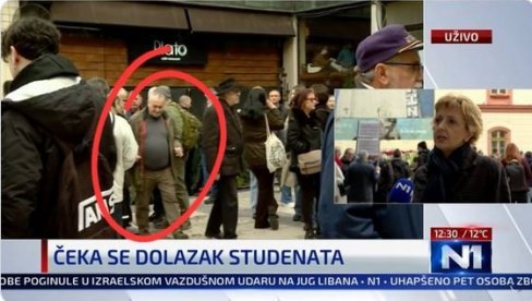 ОТПОРАШ КОЈИ ИМА 57 ГОДИНА НА ПРОТЕСТУ ТЗВ. СТУДЕНАТА: На скупу на Студентском тргу и Срђан Миливојевић (ФОТО) ОТПОРАШ КОЈИ ИМА 57 ГОДИНА НА ПРОТЕСТУ ТЗВ. СТУДЕНАТА: На скупу на Студентском тргу и Срђан Миливојевић (ФОТО)